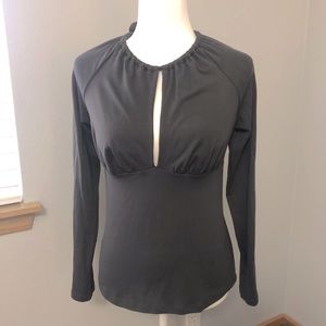 Susana Monaco Dark Grey flattering top. Size Large, long sleeves, quality fabric
